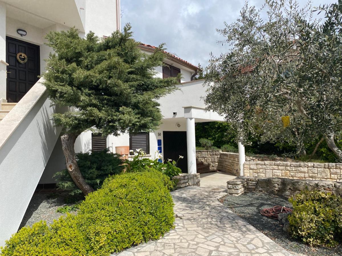 Apartments Lodra Пула Екстериор снимка