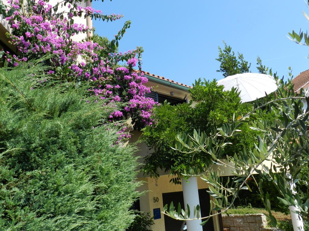 Apartments Lodra Пула Екстериор снимка