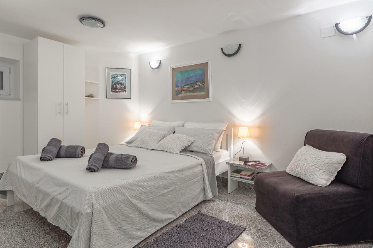 Apartments Lodra Пула Екстериор снимка